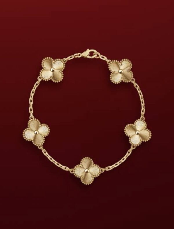 Golden Clover Bracelet