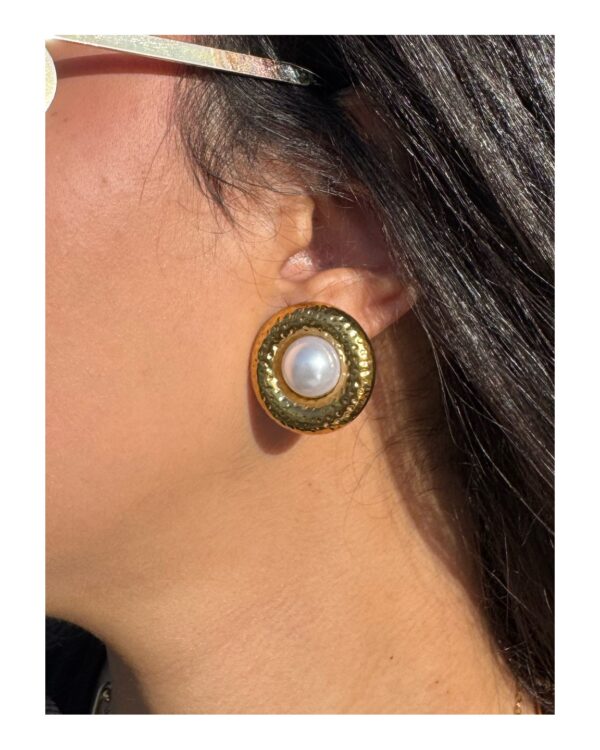 Vintage Pearl Stud Earrings
