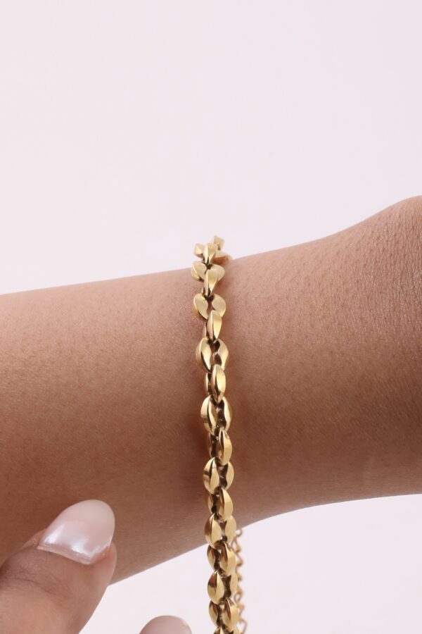 Golden Slim Chain Bracelet
